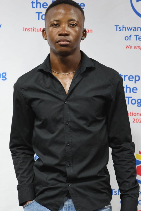 Mr Nhlakanipho Madlala